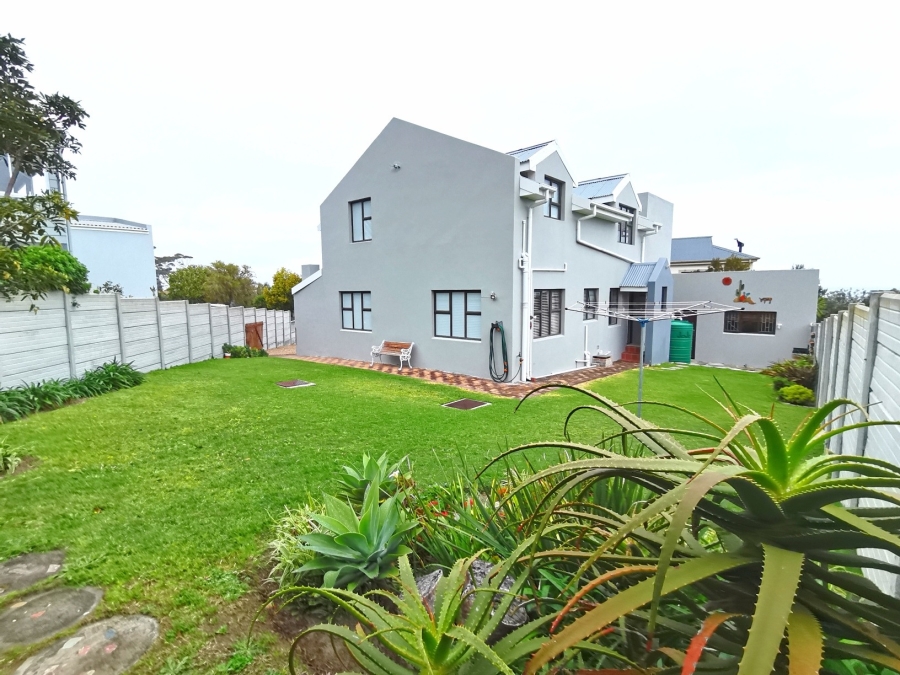 4 Bedroom Property for Sale in Onrus Western Cape